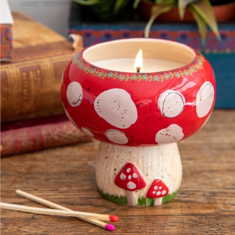 Mushroom Trinket Bowl Candle, Red/White, Scent: Neroli, NWT